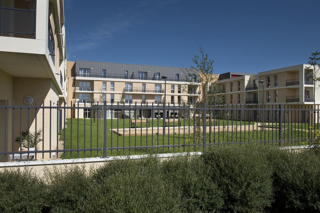 Domitys La Clef Des Champs Aparthotel Poitiers Exterior photo